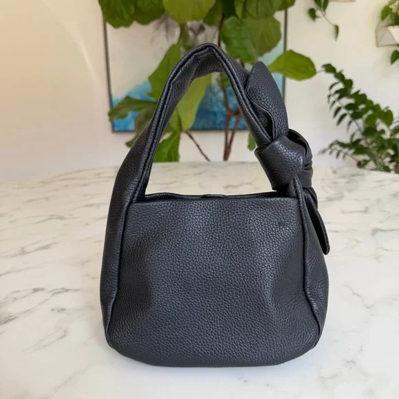 Quince Italian Leather Mini Bow Mini Shoulder Bag Pebbled Crossbody Gold Chain - Picture 3 of 14